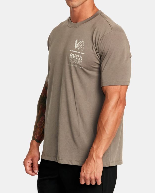 衣類 TP8J32 キノコ RVCA 男性 VAスポーツボルトTシャツ